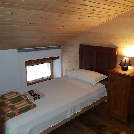 Cvetje Farm stay