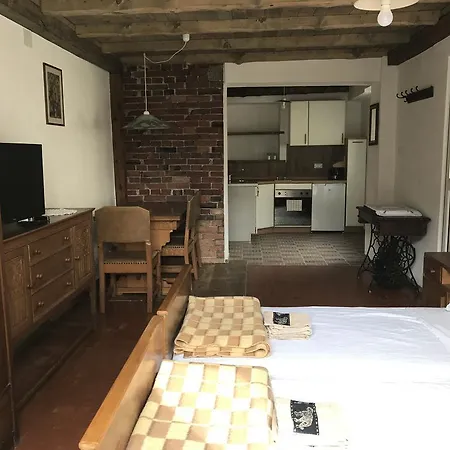 Cvetje Farm stay